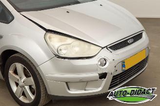Ford S-Max 2.0-16V Clima Navi picture 35