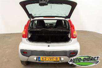 Peugeot 107 1.0-12V 102.196 km Airco Sublime picture 33