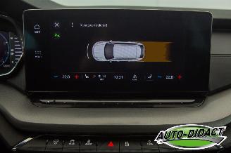 Skoda Octavia 1.0 e-TSI Dak schade Business Edition picture 9