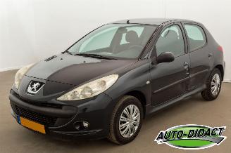 krockskadad bil auto Peugeot 206+ 1.4 XS Airco 2009/9