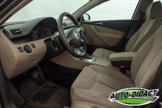 Volkswagen Passat 2.0 FSI Automaat Clima Comfortline picture 23