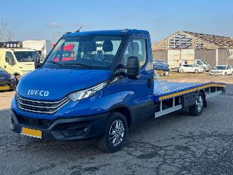 Ocazii auto utilitare Iveco Daily Daily 35D18H 3.0 300 Automaat 2024/11