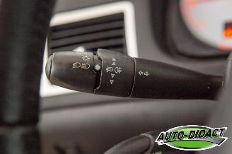 Peugeot 307 Break 2.0-16V Clima Premium picture 14