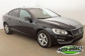 Volvo S-60 1.6 AT Kinetic 58.185 km Car-Pass Navi Clima picture 2