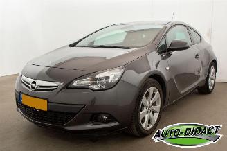 Voiture accidenté Opel Astra GTC 1.4 Airco Turbo Sport 2013/2