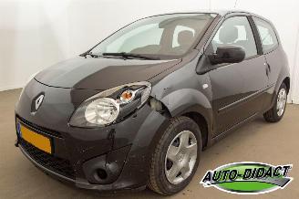 Avarii autoturisme Renault Twingo 1.5 dCi Dynamique Airco 2011/6