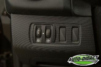 Renault Clio 1.2 GT Automaat Clima Navi Camera 1 verbrande klep in motor picture 13