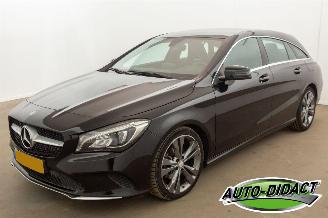 krockskadad bil auto Mercedes Cla-klasse 200d Shooting Brake Automaat Navi Airco Lease Edition Plus 2016/12