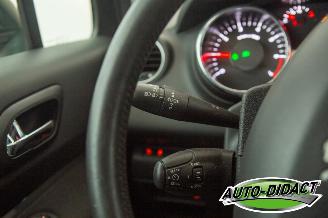 Peugeot 3008 1.2 PureTech Clima Navi Camera Style picture 13