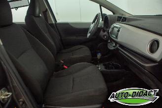 Toyota Yaris 1.5 Hybride Automaat Navi Camera Clima Comfort picture 21