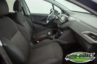 Peugeot 208 1.2 Airco 124.822 km picture 19
