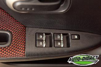 Nissan Note 1.6 Automaat Airco picture 11