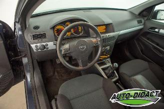 Opel Astra 1.6 Airco Edition picture 21