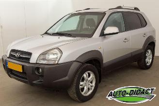Avarii autoturisme Hyundai Tucson 2.0i 4WD Clima Style 2006/3