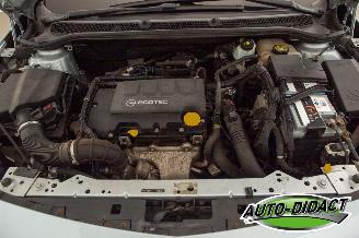 Opel Astra Sports Tourer 1.4 Turbo Clima picture 31