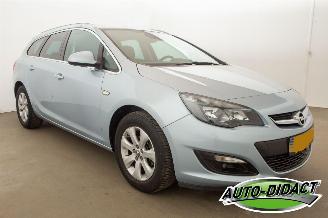 Opel Astra Sports Tourer 1.4 Turbo Clima picture 2