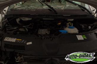Volkswagen Transporter 2.0 TDI L1H1 Airco picture 17