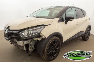 Coche accidentado Renault Captur 1.2 TCe Automaat Clima Navi Camera Leder Dynamique 2014/10