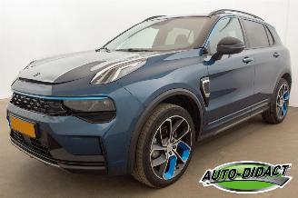 skadebil auto Lynk & Co 01 1.5 Automaat Pano Digi Dash Camera Clima 2024/2
