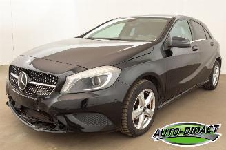 Damaged car Mercedes A-klasse A180 CDI Automaat Navi Airco 2014/1