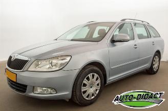 Damaged car Skoda Octavia 1.4 TSI Airco Ambition 2009/6