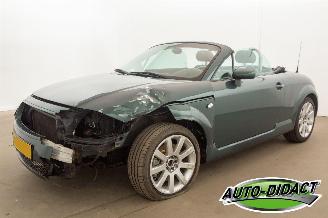 Schadeauto Audi TT 1.8 5V Turbo Leder 2001/7
