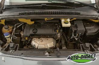 Peugeot 5008 1.6 VTi Clima Navi 7p. Blue Lease picture 31