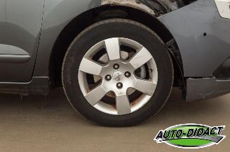 Peugeot 5008 1.6 VTi Clima Navi 7p. Blue Lease picture 29