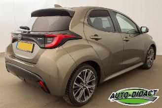 Toyota Yaris 1.5 Hybrid Automaat Clima Navi Camera 130 Executive picture 4