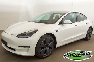 krockskadad bil auto Tesla Model 3 Long Range Dual AWD 75 kWh Pano Batterij 90% 2022/3