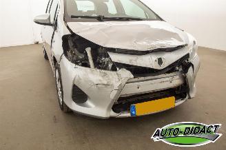 Toyota Yaris 1.5 Full Hybrid Automaat Navi Camera picture 35