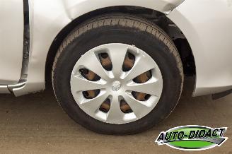 Toyota Yaris 1.5 Full Hybrid Automaat Navi Camera picture 37