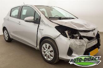 Toyota Yaris 1.5 Full Hybrid Automaat Navi Camera picture 2