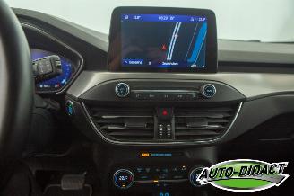 Ford Focus 1.0 EcoBoost Automaat Clima Navi Camera Titanium X Business picture 11