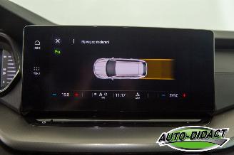 Skoda Octavia 1.0 e-TSI Automaat Digi Dash Navi Clima Business Edition picture 8