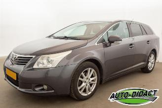 krockskadad bil auto Toyota Avensis 1.8 VVTi Clima Navi Camera Business 2011/1
