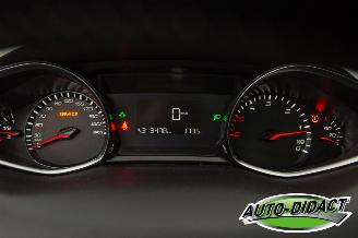Peugeot 308 1.6 Active Clima Navi Camera Pano picture 6