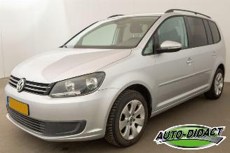 krockskadad bil auto Volkswagen Touran 1.4 TSI Automaat Clima 7p. Comfortline 2010/11