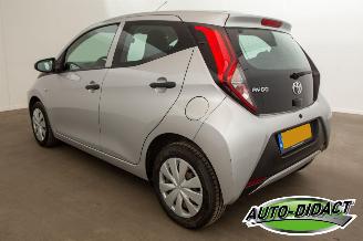 Toyota Aygo 1.0 VVT-i x-fun Airco picture 3