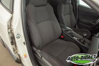 Toyota C-HR 1.2 Navi Camera Clima Business Plus picture 23