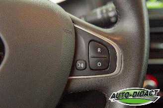 Renault Clio 0.9 TCe Airco Navi Limited picture 16