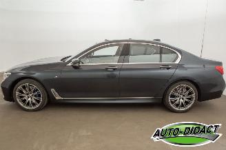 BMW 7-serie 740d xDrive Automaat Navi Camera Elek Dak Leder High Executive picture 40