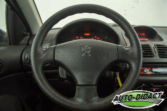 Peugeot 206 1.4 Forever picture 5