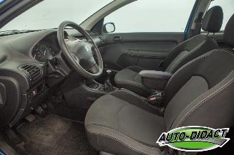 Peugeot 206 1.4 Forever picture 22