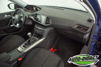 Peugeot 308 SW 1.2 Carpas Clima Navi Camera Style picture 19