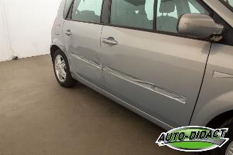 Renault Scenic 1.6-16V Automaat Clima Leder picture 30