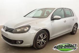 Coche accidentado Volkswagen Golf 1.6 TDI Clima Navi BlueMotion 2011/9
