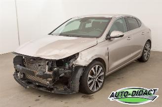 Schadeauto Hyundai I-30 1.4T Fastback 103kw Clima Navi 2018/1