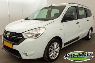 Damaged car Dacia Lodgy 1.3 TCe Comfort 7p. Motorschade 2019/10