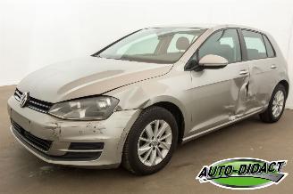  Volkswagen Golf 1.6 TDI Clima Navi Trendline 2014/2